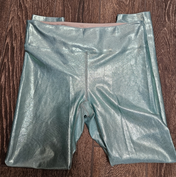 Heroine Sport Marvel Mint Green Leggings - Picture 4 of 6